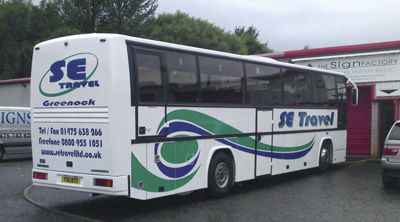 Coach livery of coach owned by SE Travel, done by The Sign Factory.